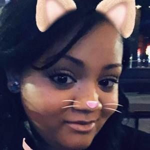 Meet your Posher, Raeya